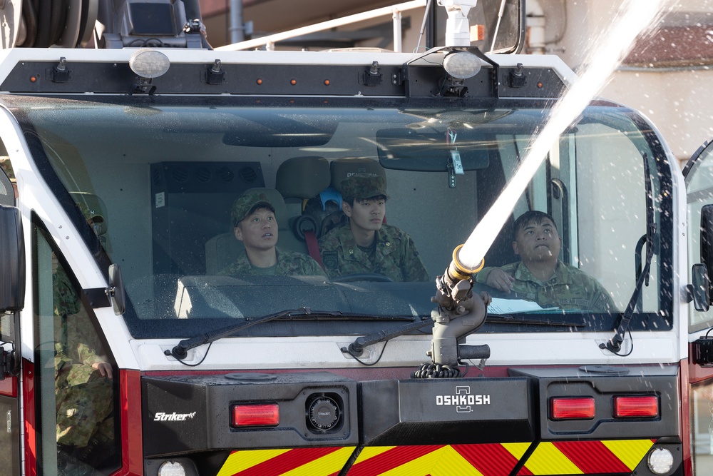 JGSDF tours Yokota Fire Department