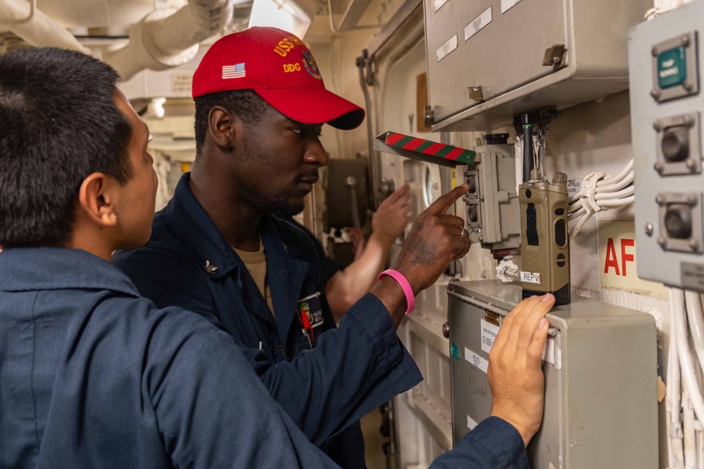 USS Higgins Conducts Inspection Drill