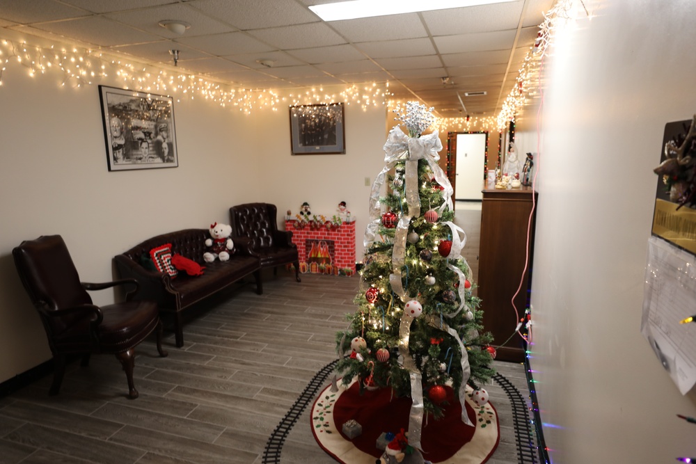 NIOC Pensacola Holiday Decorations