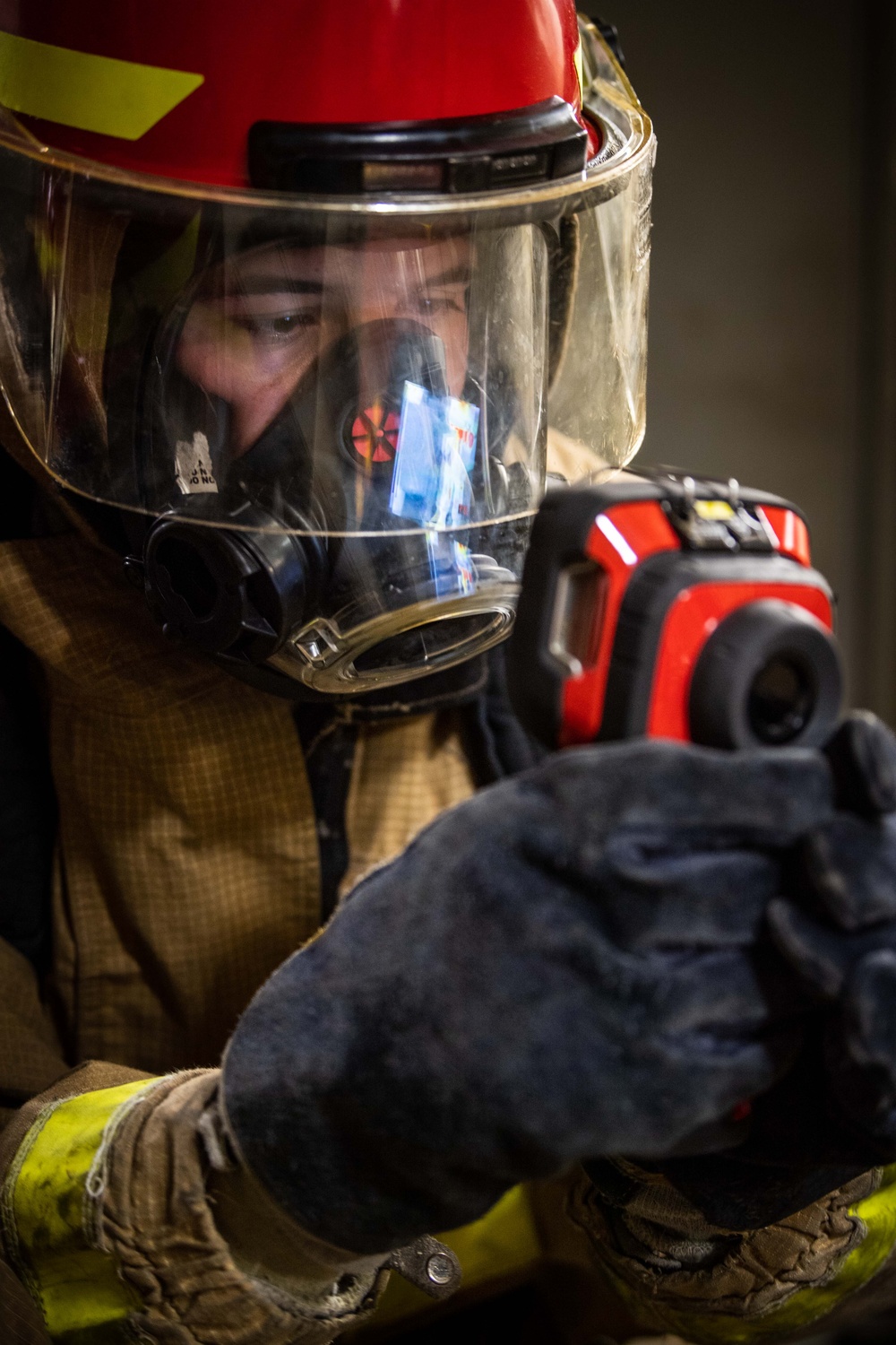 USS Ronald Reagan (CVN 76) conducts damage control training