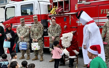 Sharing Holiday Cheer: USAG Okinawa Connects with Local Community