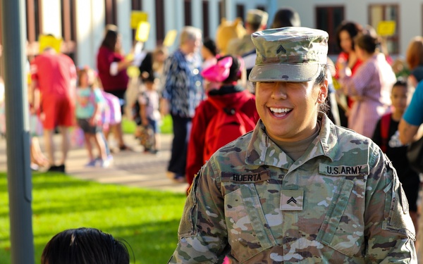 Vicenza Military Community Welcomes Students Back to School