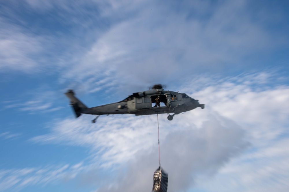 USS Carl Vinson (CVN 70) Conducts Routine Flight Operations in the Philippine Sea