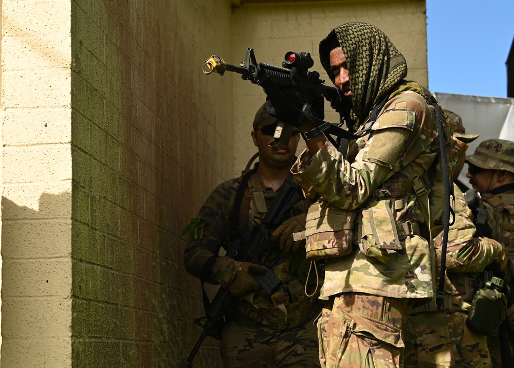 36 SFS conducts Beta Jungle Course