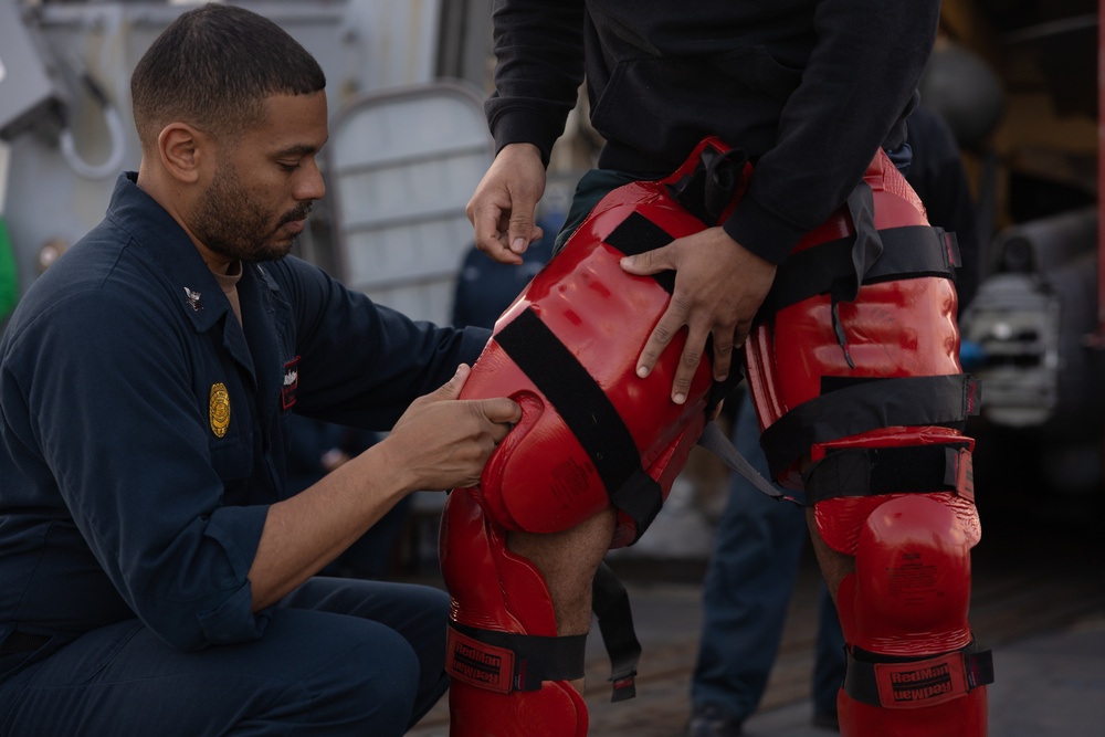 USS Oscar Austin (DDG 79) Conducts Non-Lethal Weapons Training