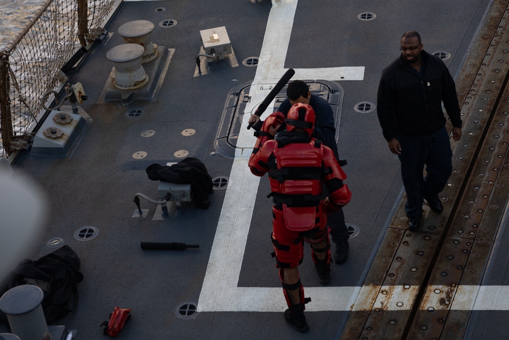 USS Oscar Austin (DDG 79) Conducts Non-Lethal Weapons Training