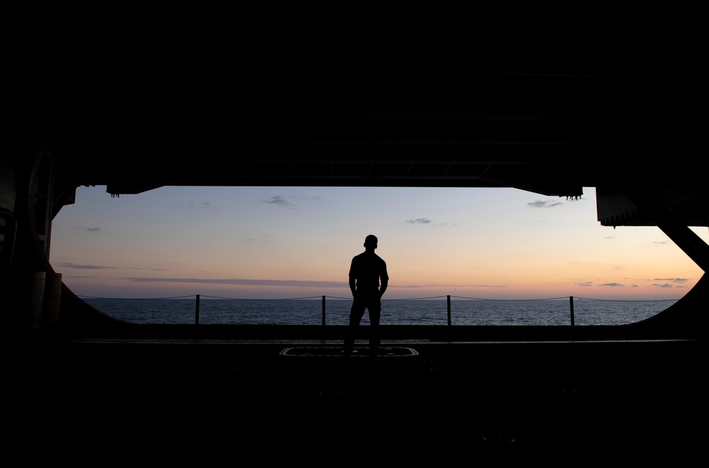 USS Carl Vinson (CVN 70) Conducts Routine Operations in the Philippine Sea