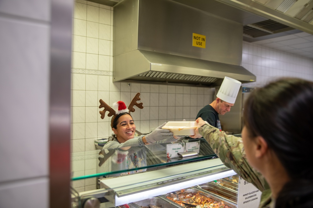 LRMC Holiday Meal