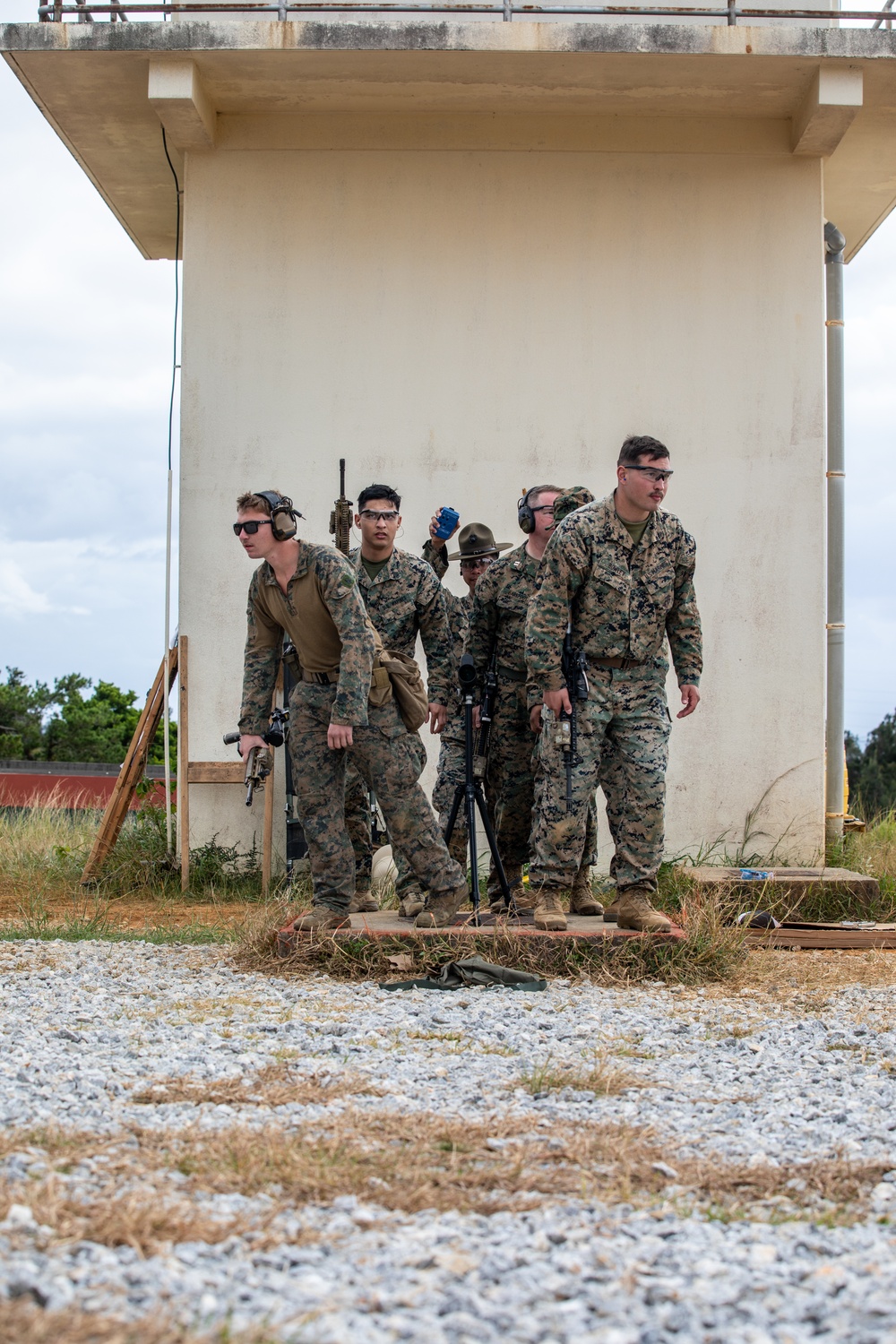 Marine Corps Marksmanship Competition Far East Team Shoots 24 