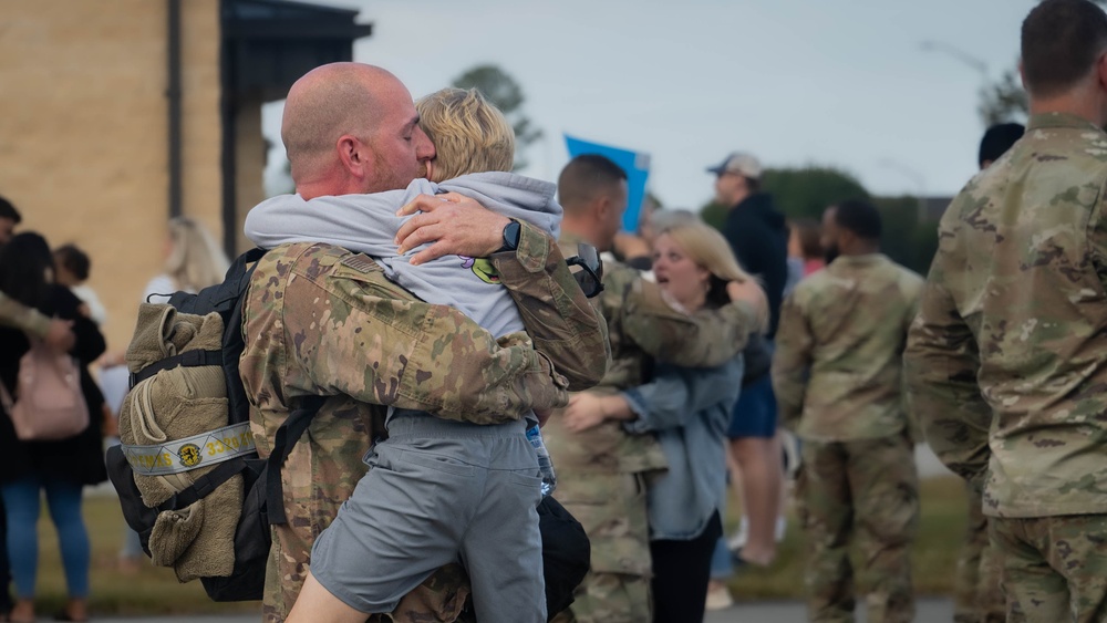 4th Fighter Wing Airmen return from deployment