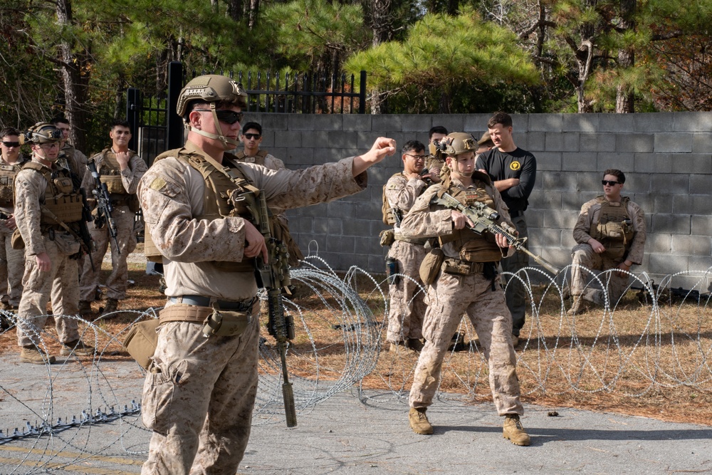 Marines train raiding skills at EOTG