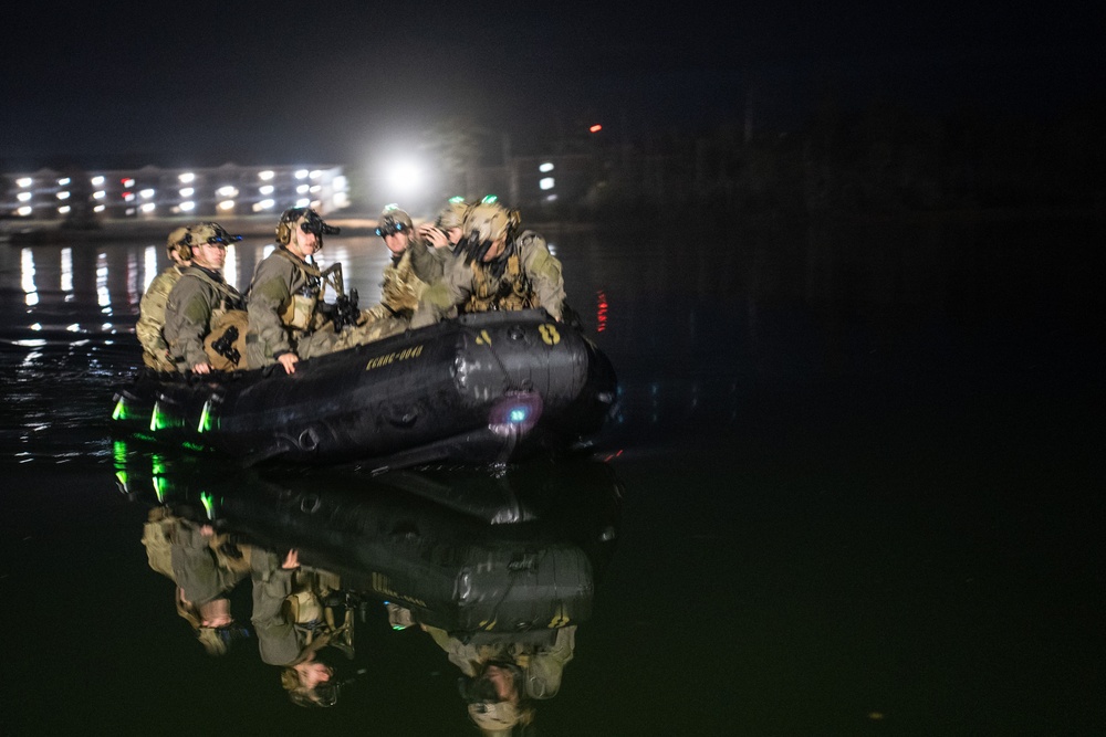 EOTG Advanced Reconnaissance Course conducts night raid