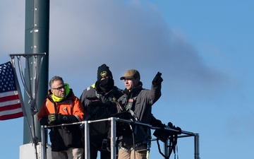 PCU Iowa (SSN 797) Arrives at SUBASE New London