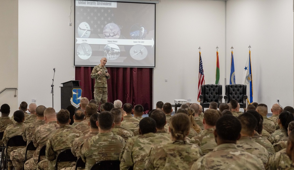 CSAF CMSAF visit USCENTCOM