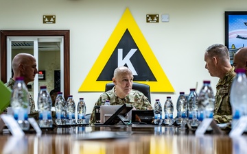 CSAF &amp; CMSAF discuss readiness and partnerships during visit to AFCENT