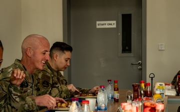 CSAF &amp; CMSAF discuss readiness and partnerships during visit to AFCENT