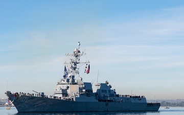 USS Spruance Returns to Naval Base San Diego