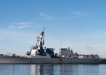 USS Spruance Returns to Naval Base San Diego