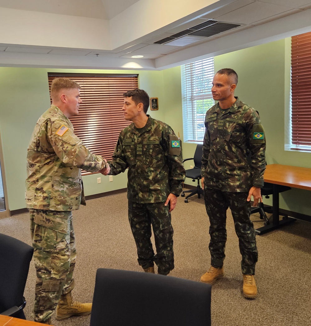 WRAIR-West strengthens partnership with the Brazilian Army to optimize training for service members