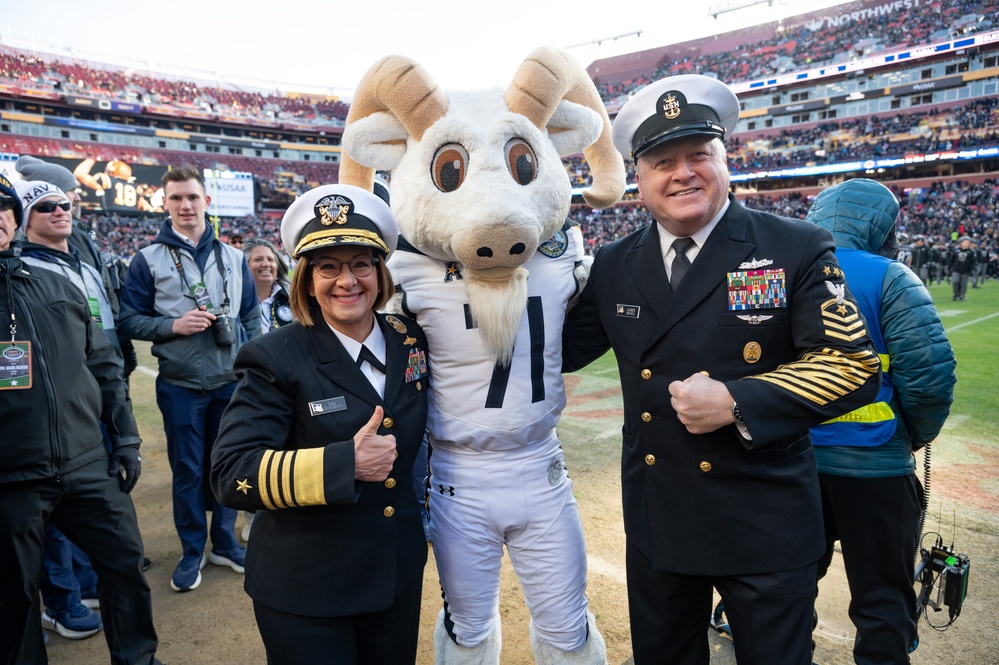 MCPON James Honea attends 125th Army-Navy Football Game