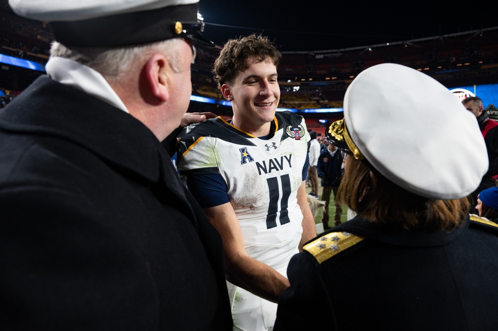 MCPON James Honea attends 125th Army-Navy Football Game