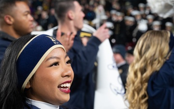 MCPON James Honea attends 125th Army-Navy Football Game