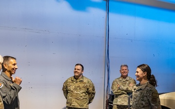 Defenders unveil weapons training simulator technology