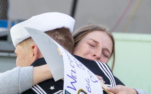 USS Spruance Homecoming