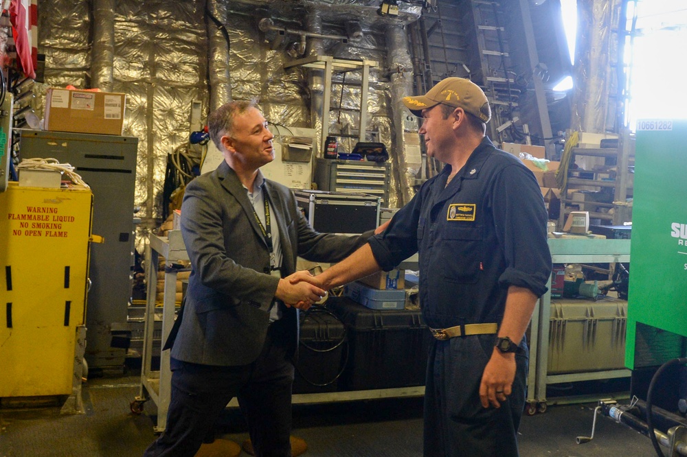 USS Manchester (LCS 14) Hosts Deputy Assistant Secretary of Defense