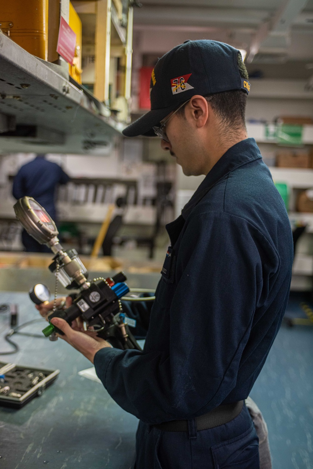 USS Ronald Reagan (CVN 76) performs aviation maintenance