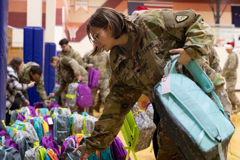 AKNG brings Christmas cheer to Yakutat, Op Santa 2024