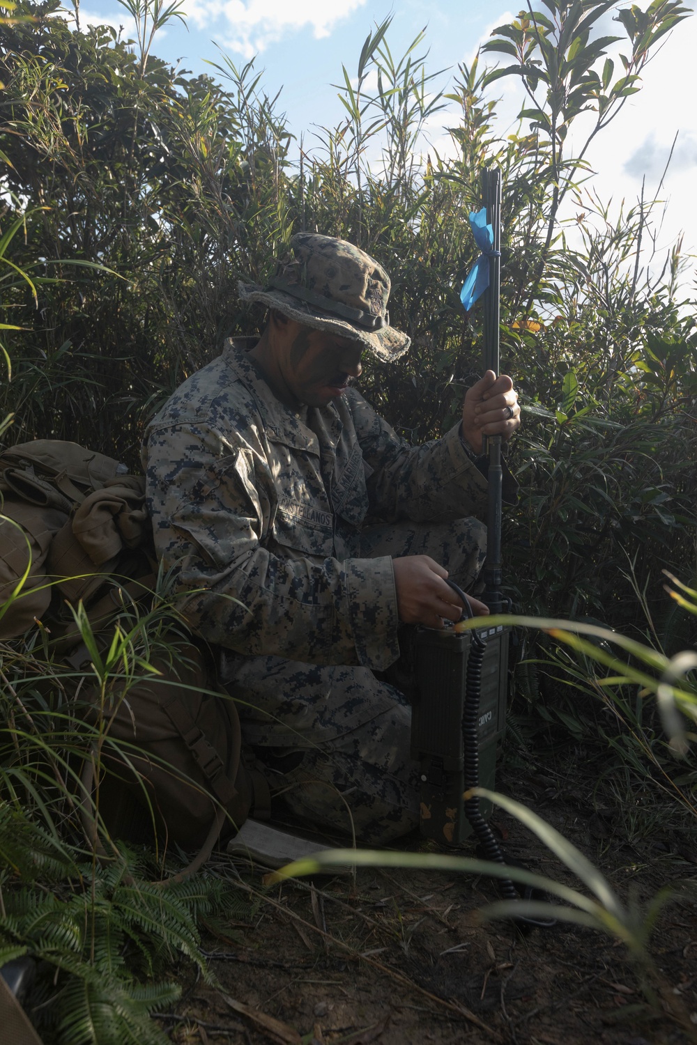 III MIG | 3d Intel. Bn. Marines Conduct Patrol