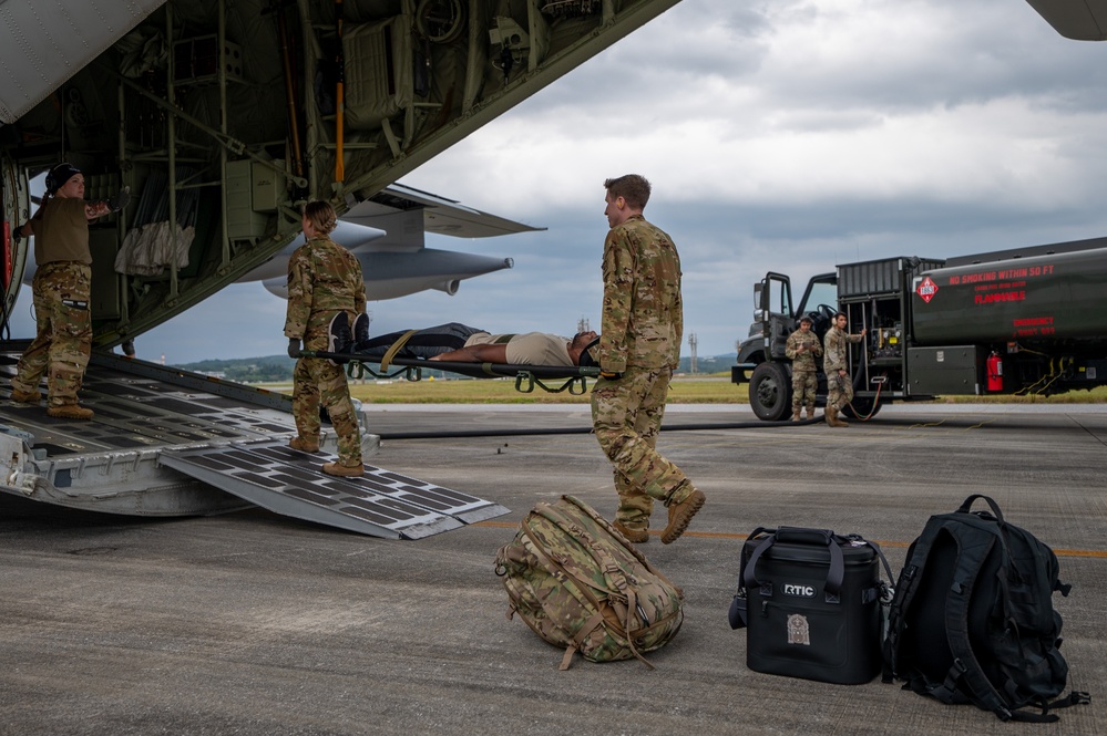 The 18th AES and VMGR-152 fly high with Hercules