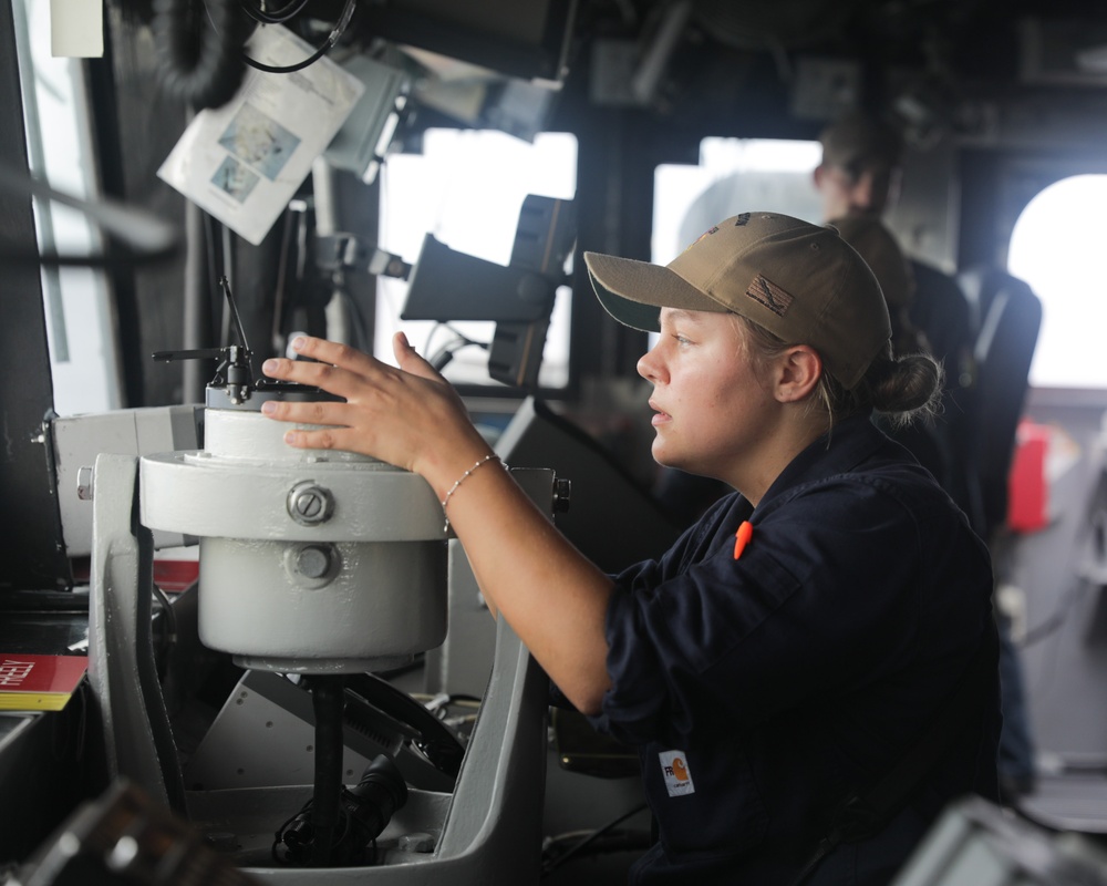 USS Princeton conducts routine operations as part of the Carl Vinson Carrier Strike Group