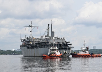 USS Emory S. Land (AS-39) Arrives to Singapore, December 15, 2024