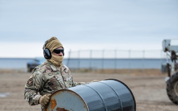 Kentucky Air Guard helps alleviate arctic housing shortage with airlift mission to North Slope