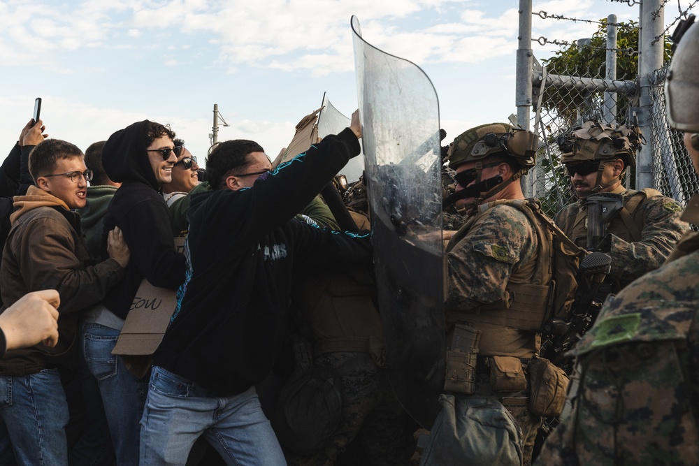 Marines with the 31st Marine Expeditionary Unit conduct embassy reinforcement exercise