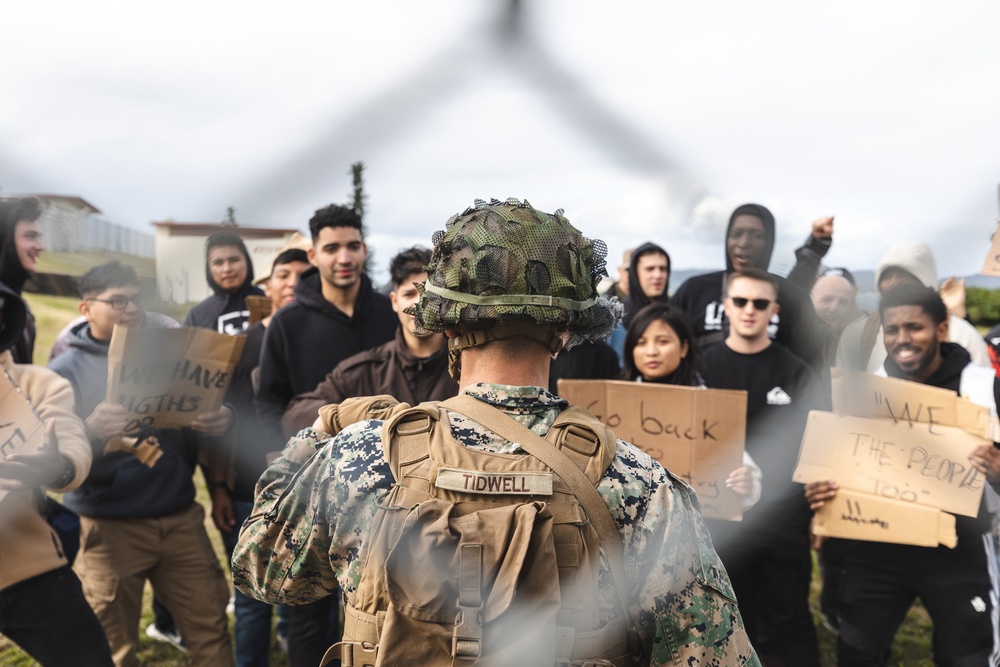 Marines with the 31st Marine Expeditionary Unit conduct embassy reinforcement exercise