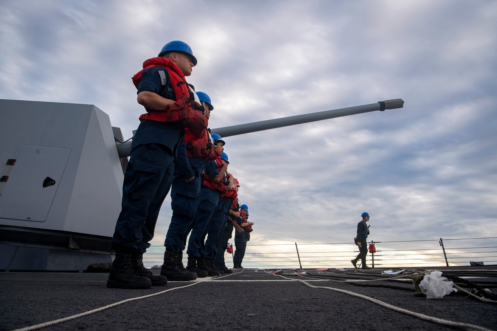 USS Sterett conducts routine operations as part of the Carl Vinson Carrier Strike Group