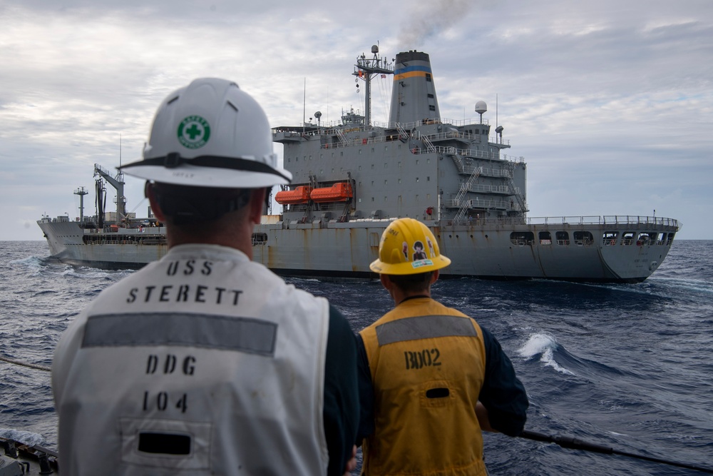 USS Sterett conducts routine operations as part of the Carl Vinson Carrier Strike Group