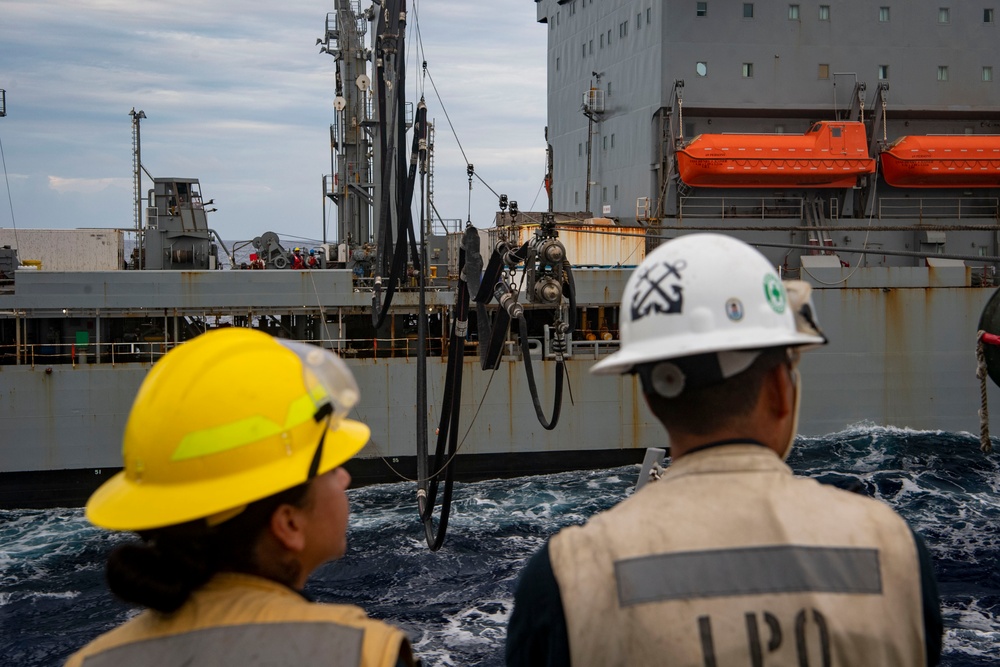 USS Sterett conducts routine operations as part of the Carl Vinson Carrier Strike Group