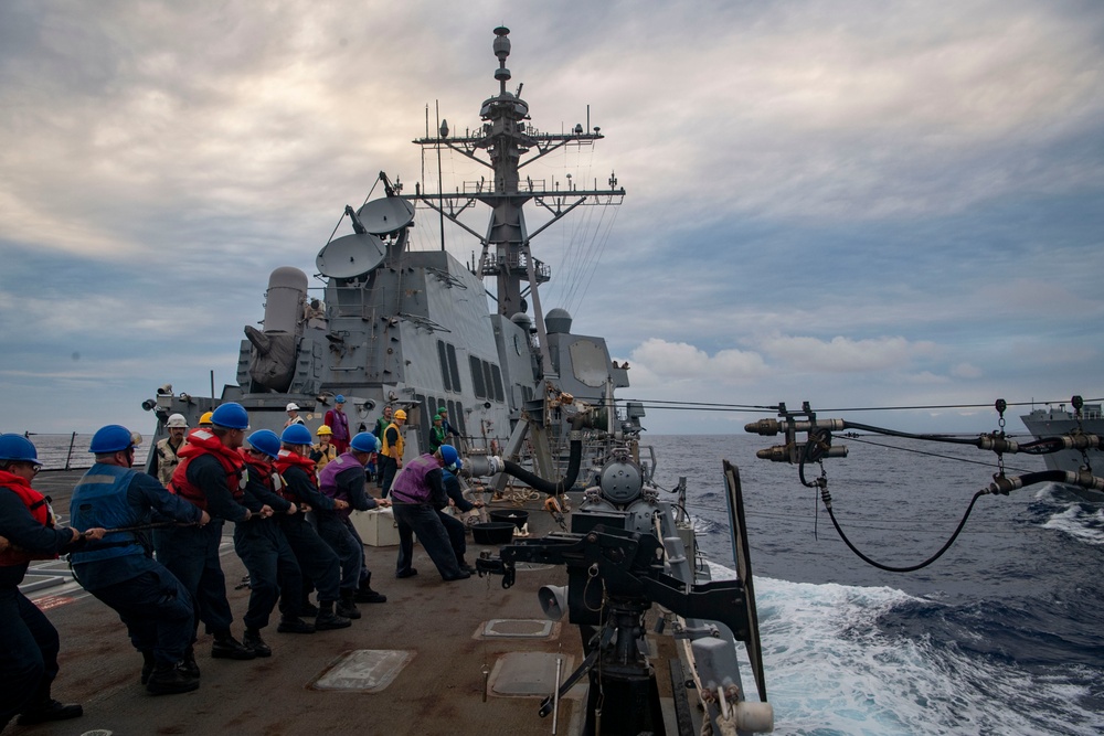 USS Sterett conducts routine operations as part of the Carl Vinson Carrier Strike Group