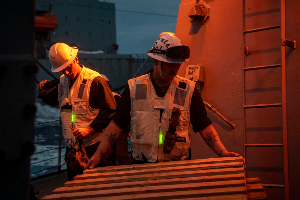 USS Sterett conducts routine operations as part of the Carl Vinson Carrier Strike Group