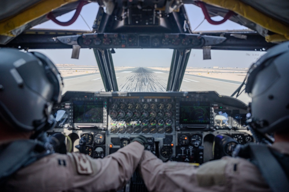 B-52H demonstrates capabilities in USCENTCOM AOR with weapons training mission