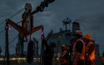 USS Sterett conducts routine operations as part of the Carl Vinson Carrier Strike Group