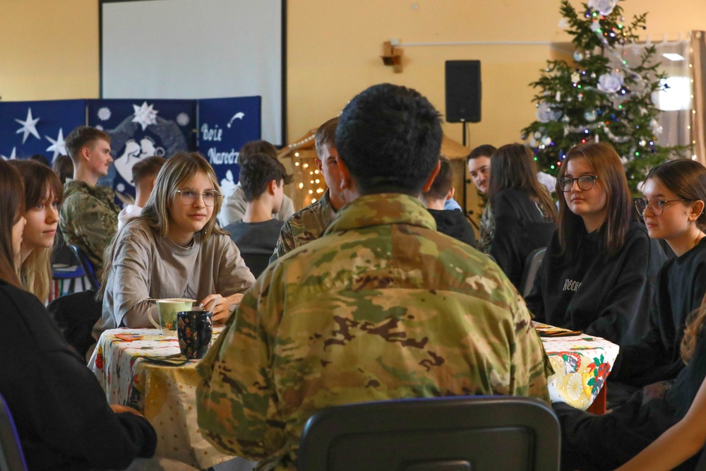 U.S. Soldiers Forge Meaningful Connections with Polish Students Through Language Exchange