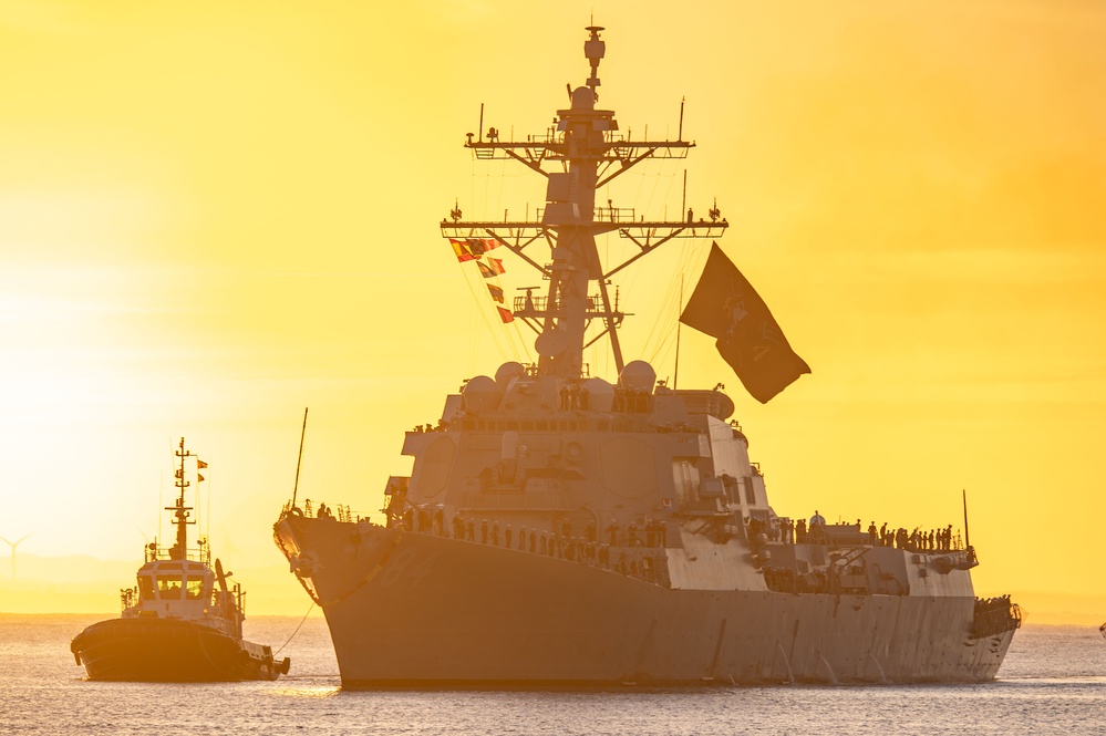 USS Bulkeley (DDG 84) Returns to homeport Rota, Spain