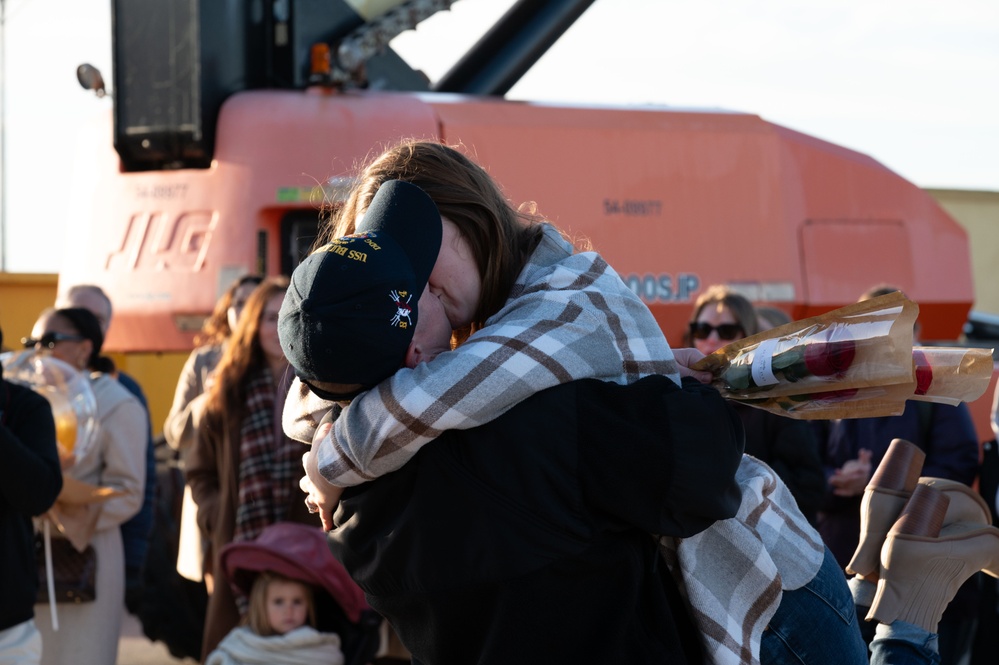 USS Bulkeley (DDG 84) Returns to homeport Rota, Spain