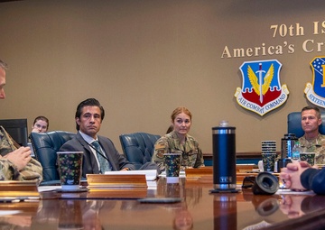 16th Air Force deputy commander visits the 70th ISRW