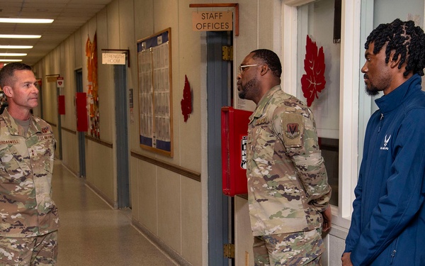 16th Air Force deputy commander visits the 70th ISRW